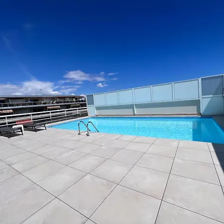 D'este - 4 Prs - Clim - 300m - Piscine-parking En Option