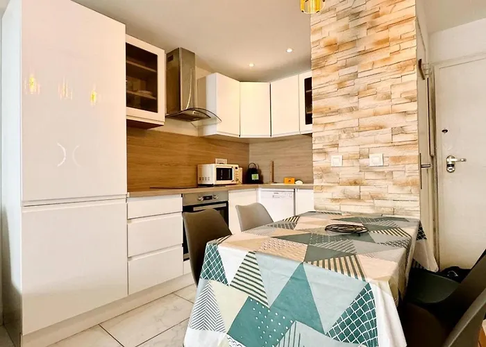 Appartement D'este - 4 Prs - Clim - 300m - Piscine-parking En Option