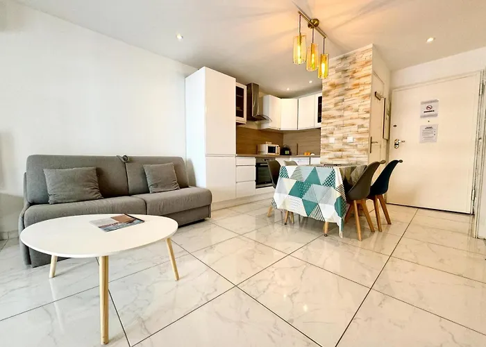 Appartement D'este - 4 Prs - Clim - 300m - Piscine-parking En Option *